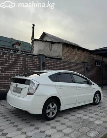 Toyota Prius III (XW30) Plug-in Hybrid 1.8hyb AT