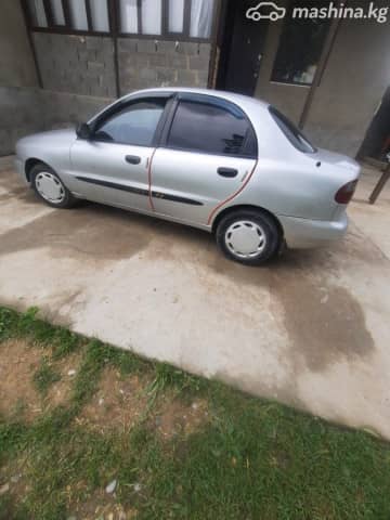 Daewoo Lanos (Sens) 1.6 MT