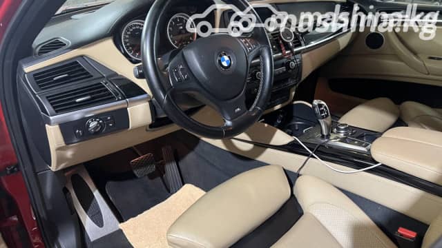 BMW X6 M I (E71) 4.4 AT 4WD