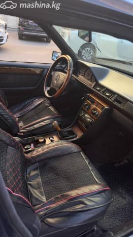 Mercedes-Benz E-Класс I (W124) 220 2.2 MT